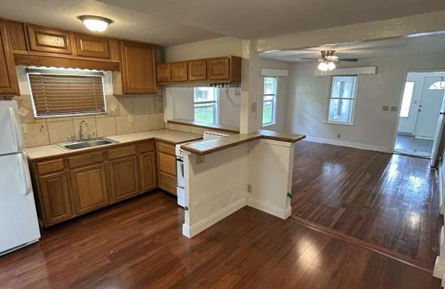 710 SE 16th Street unit: A photos photos