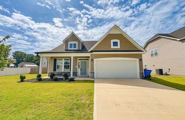 4 Bedroom 2.5 Bathroom with a Loft! Gallery 1