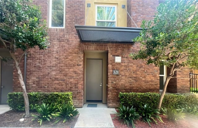 321 Metro Court - 321 Metro Court, Fullerton, CA 92832 321 Metro Court - 321 Metro Court, Fullerton, CA 92832