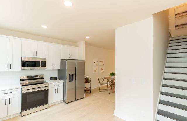 2 Bedroom Townhome in Northshore Chattanooga Gallery 3