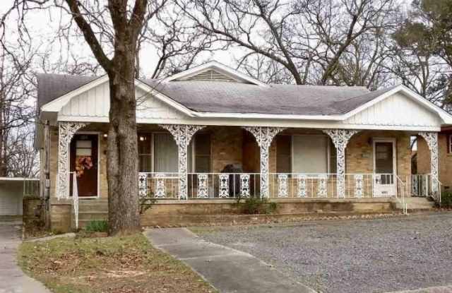 3908 N Cypress Street photos photos