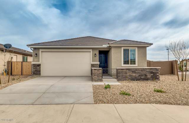 17593 W DESERT BLOOM Street - 17593 West Desert Bloom Street, Goodyear, AZ 85338