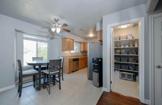 3739 West Bullard Avenue photos photos