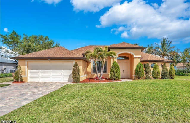 1627 SW 14th Street photos photos