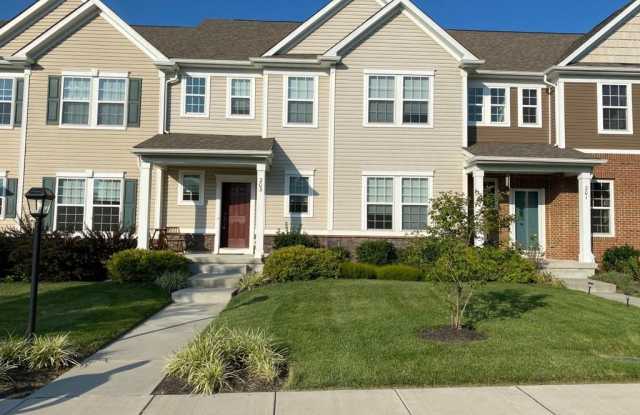 203 HANOVER COURT photos photos