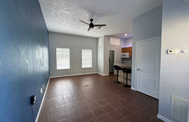 Private Entrance Studio in South Downtown Orlando photos photos