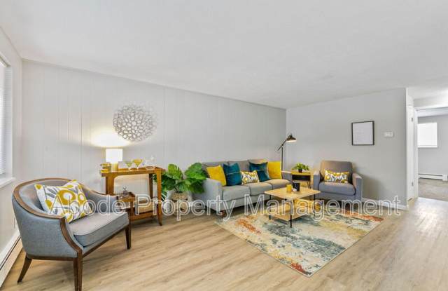 476 West 10th Street - 476 West 10th Street, Loveland, CO 80537