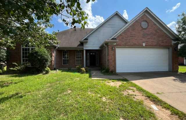 Renovated 3 Bedroom 2 Bath Home for Rent with 2 Car Garage! photos photos
