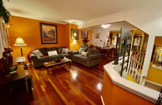 2170 LOCKWOOD DR - 2170 Lockwood Drive, Hollymead, VA 22911