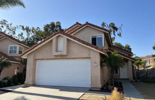 Live the Laid-Back Life at 1772 Corta Cresta! photos photos