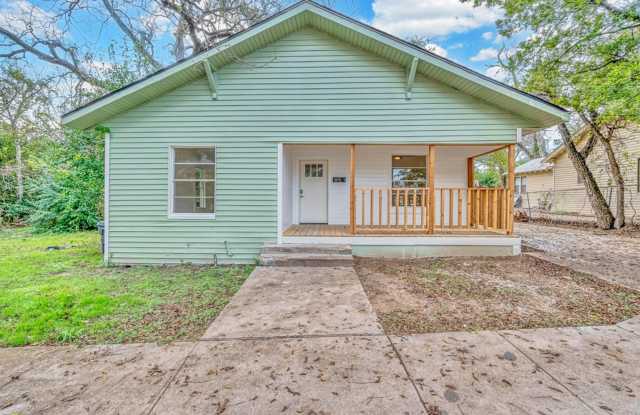 Newly Remodeled 4BD 2BA Home in Waco photos photos