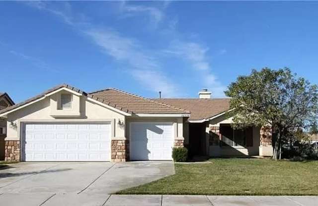 Spacious 3 bed 2 bath home. - 36579 Sauterne Street, French Valley, CA 92596