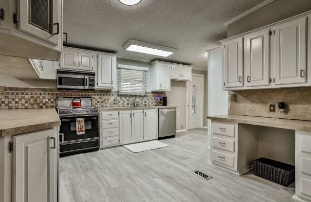 3809 Lands End Court Gallery 2