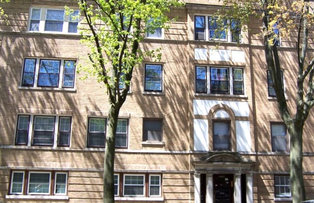 7432 North Seeley Avenue - 7432 North Seeley Avenue, Chicago, IL 60645