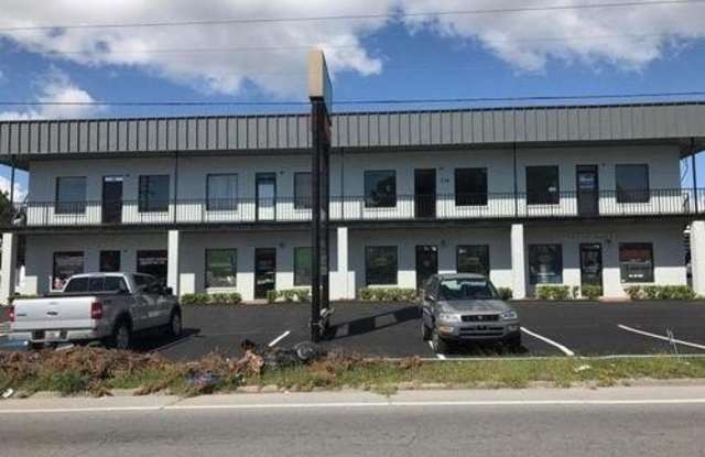 119 Hollywood Boulevard unit: 8 photos photos