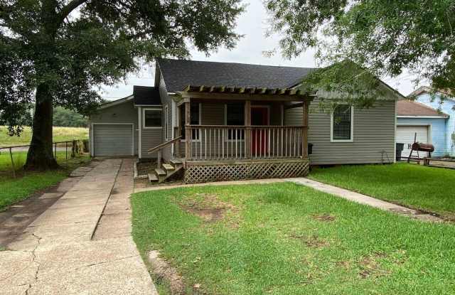 3156 South Dr - 3156 South Dr, Groves, TX 77619