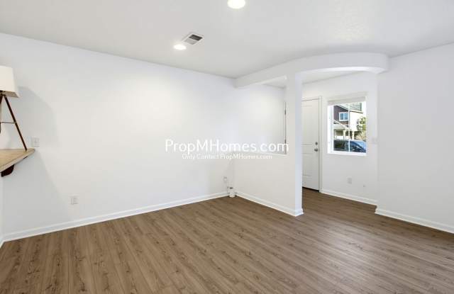 Newly Renovated 3 Bedroom Home in Beaverton! Gallery 4
