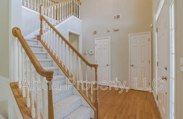 120 Windsong Dr Gallery 4