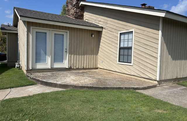 13831 Turnberry Lane Gallery 1