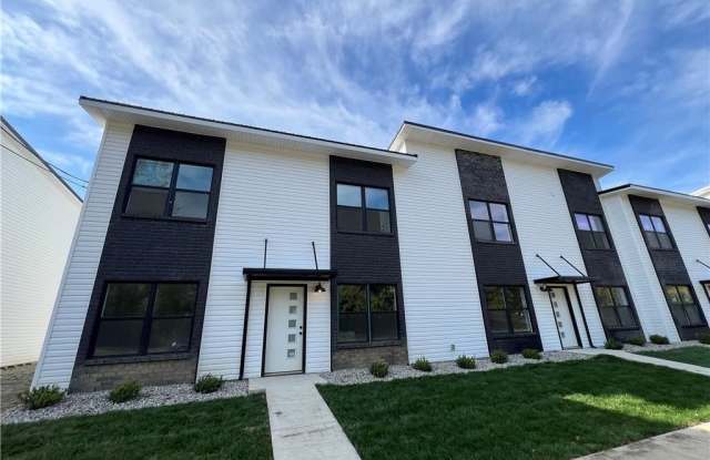 1835 E Home Road - 1835 East Home Road, Springfield, OH 45503