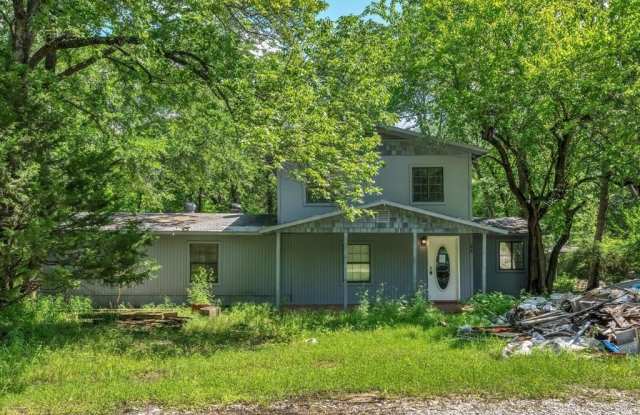 84 Natchez Road photos photos
