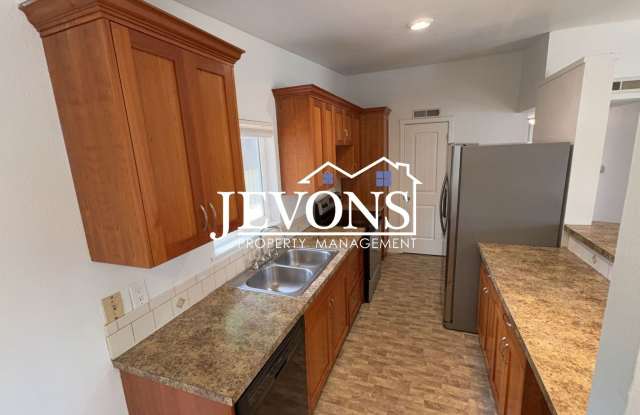 3BR/1BA House in Federal Way -- Available Now Gallery 4