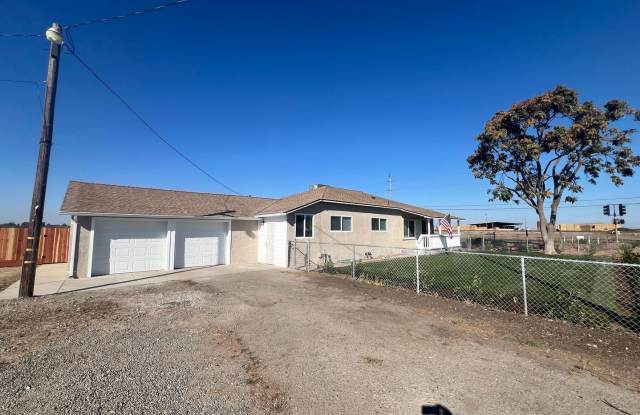 Newly remodeled 4 bedroom in Sylvan School District! Gallery 3
