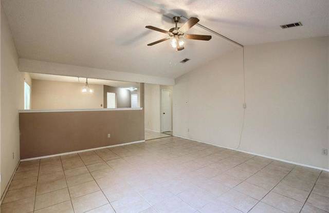 7702 Banpass LN Gallery 4