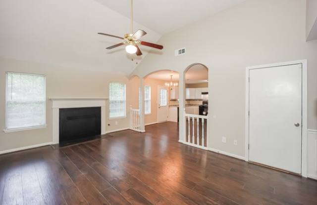 4399 Ward Bluff Court Gallery 4