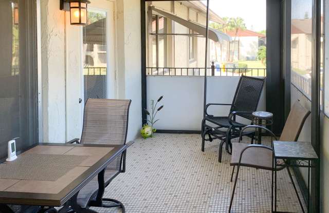 3487 La Palmas Ct D2 Gallery 2