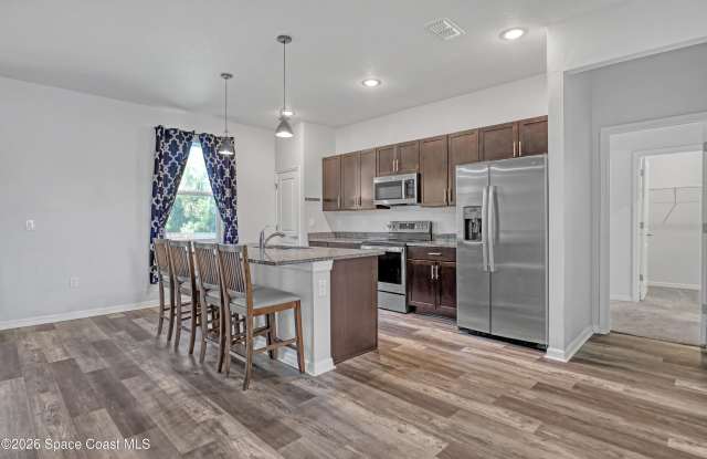 814 Nightengale Street SW Gallery 4
