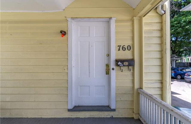 760 Harvard Street Gallery 2