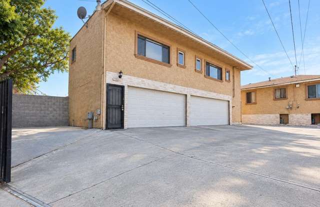 144 E Lanzit Ave Gallery 1