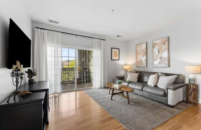 8231 Lenox Creekside Drive - 13 Gallery 3
