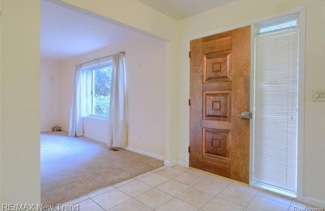 1305 Fieldway Court Gallery 3