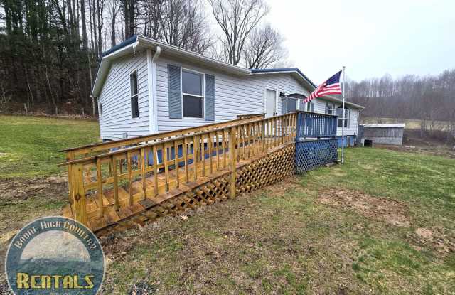 3 Bedroom in Trade, TN Gallery 1