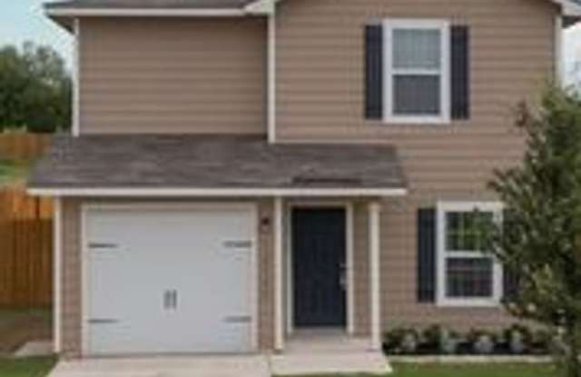 **4 Weeks Free!** Almost New In Luckey Ranch!!! photos photos