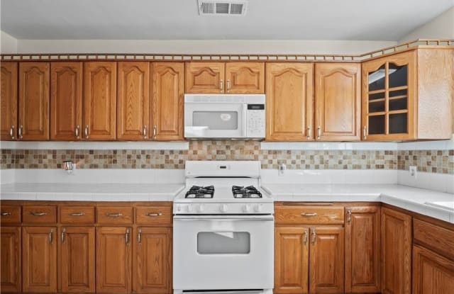 13069 Vaughn St - 13069 Vaughn Street, Los Angeles, CA 91340