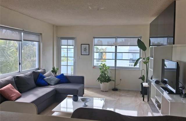 1130 11th St photos photos