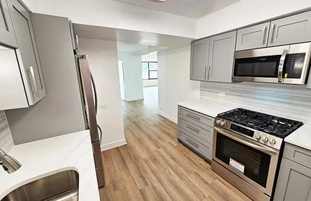 5801 N Sheridan Rd Apt 1D Gallery 2