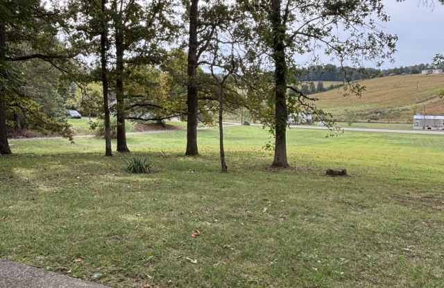 3395 Watkins Road East Gallery 3