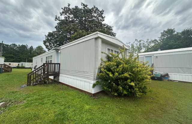 Newly Updated 2Bed/1Bath Mobile Home in Richlands - Close to Camp Lejuene Gallery 3