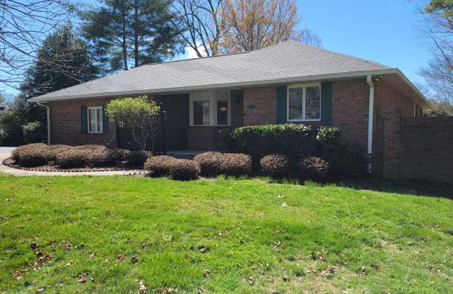 1041 Carousel Lane photos photos