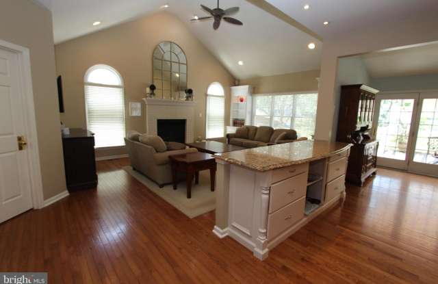 5526 HILLSMAN FARM LANE Gallery 3