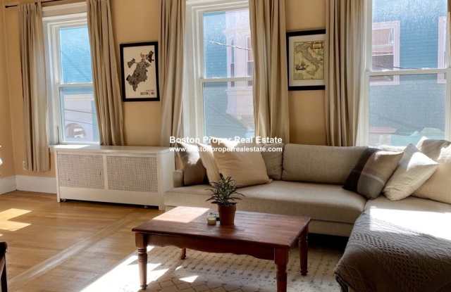 17 Green St - 17 Green Street, Boston, MA 02129