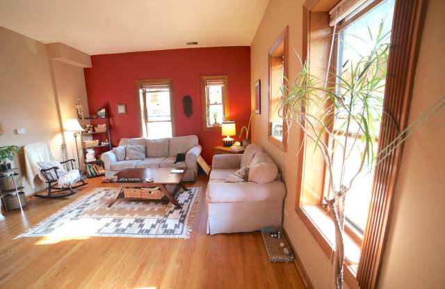 Great space. Great location. 1 Bed/1 Bath with Private deck and Parking! Come see why Buena Park is such a convenient place to call home! Gallery 2