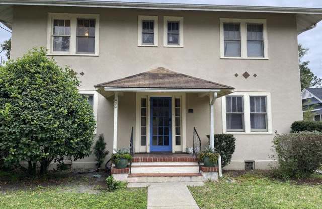 622 Harwood Street - 3 photos photos