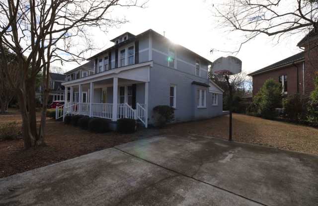 3 Bedroom 2 Bathroom House for Rent Gallery 3