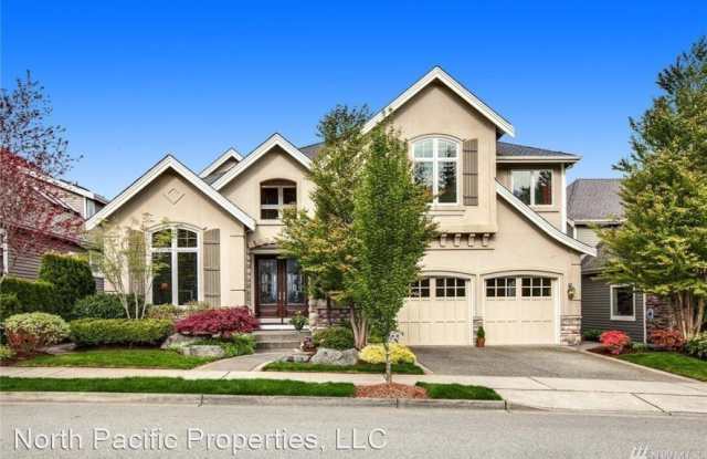 1597 30th Ave NE - 1597 30th Avenue Northeast, Issaquah, WA 98029
