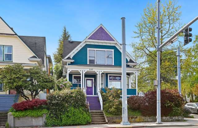 137 23rd Ave E, Seattle, WA 98112 — 3 Bed | 2.5 Bath photos photos